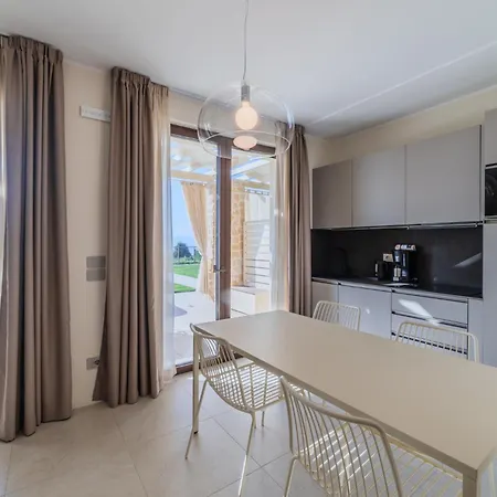 Apartment Oliving - *